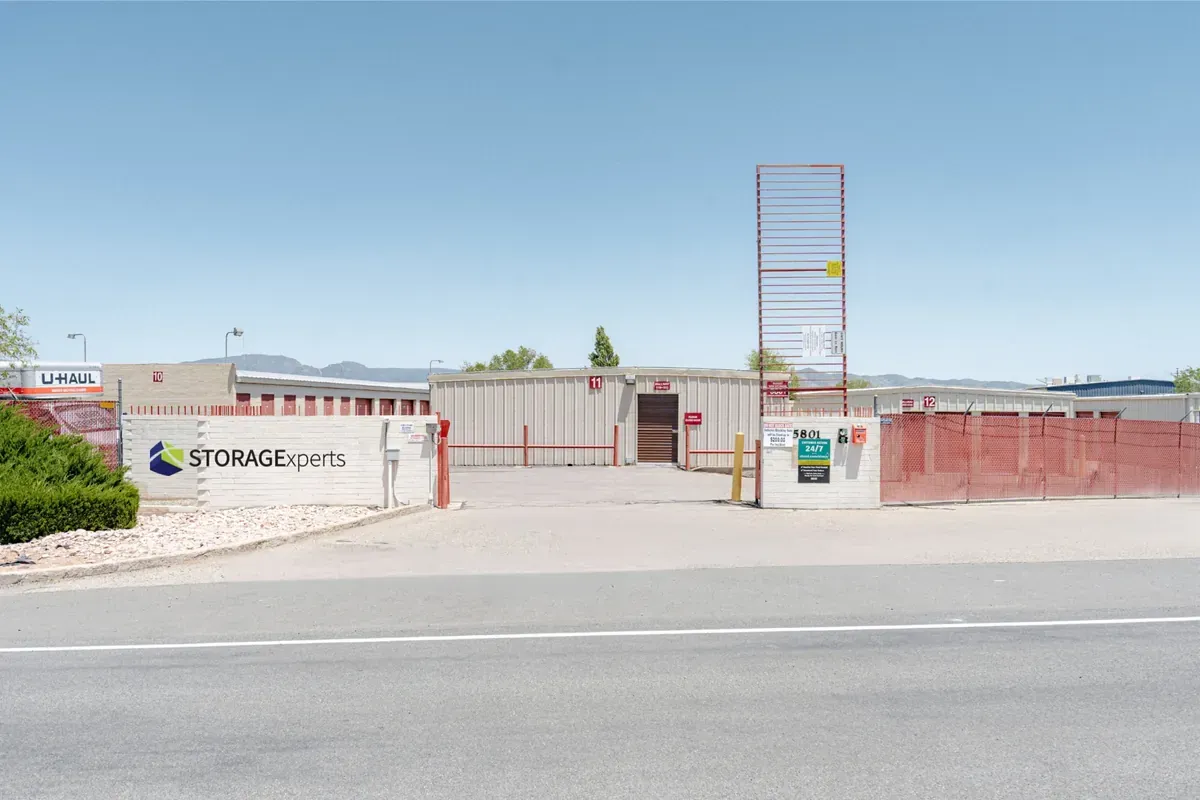 office of storage facility 